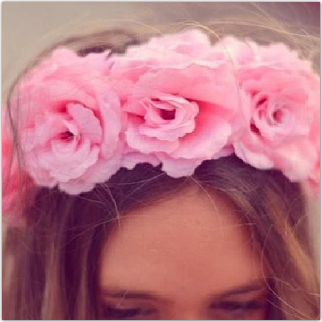couronne de fleurs roses